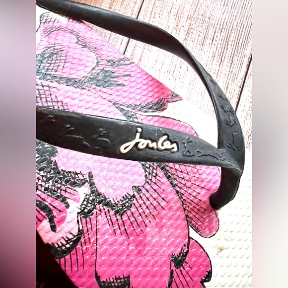 Joules Floral Flip Flops - Picture 4 of 6